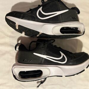 Women’s Size 6 - Nike Air Max Interlock Lite Black